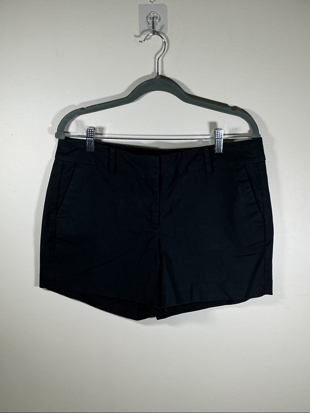 Ann Taylor Signature Black Chino Shorts Women’s Size 10 Classic Summer